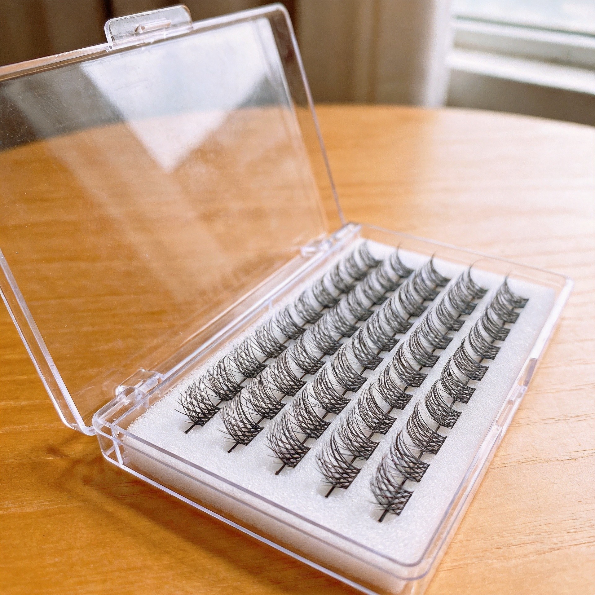 Criss-Cross Textured Cluster Lashes